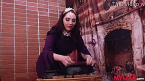 Mylfex - The Evil Queen And The Whore Princess