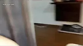 asi se atiende a una verga monstruosa con footjob y mamada a un dotado 😈