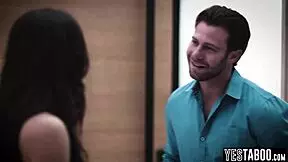 Big Ass Petite 18+ Beauty Makes Sex Tape With Employers Husband