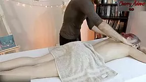 i squirted durin massage wit anal plug in my ass