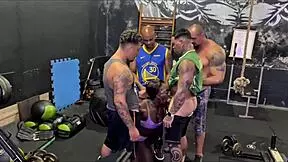 My hot latina friend gives her pussy to everyone at the gym