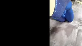 Milf Perfect Body With Pantyhose And Eight Inch Heels