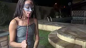 I smok hooka as husban lets frend fuk me