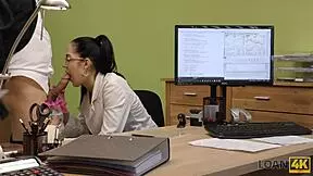 Hottie needs musical instruments for session