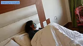 Lonely Rachna Starts Liking The Company Of Room Service Guy Ravi A Lot