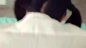 estudiante rica cogida en uniforme escolar completo