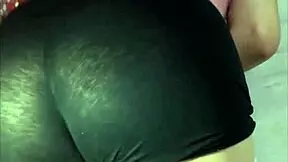 Pijamada Con Mi Amiga En Mini Shorts Negros!