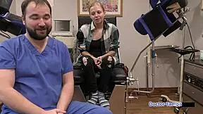 Dr. Tampa - Ava Sirens første gyno-undersøkelse - Ava Siren 😷