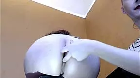 tranny fingers girlfriend's ass in webcam session