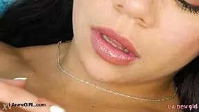 Stunning Latina Beauty Shows Her Sexy Body