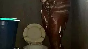 naijahomemadepussy enjoys her early morning shower