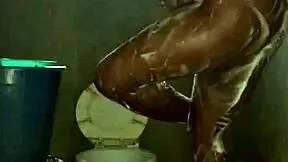 naijahomemadepussy enjoys her early morning shower