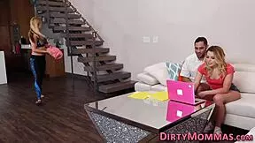 milf and teen eaten out in stepfamily 3way.