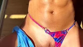 sunny shows off her big ass in homemade sextape