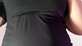 Latina aunt shows off her cameltoe in leggings.