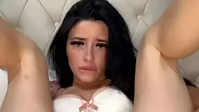 Slutty american exchange student fingers herself