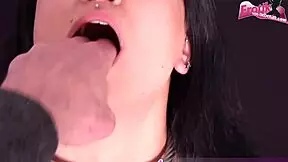 deutsche mollige teen versucht amateur casting pov