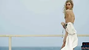 Italian milf model strips outdoors 😍