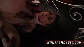 Gadis Kecil Botak Bikin Wisatawan Muda Bergairah Felicity Feline.