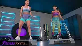 Lexi Dona and Latina gym babe enjoy lesbian pussy eating in fitness room. 😍