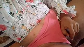 Horny brunette pleasures herself with toys in homemade sex