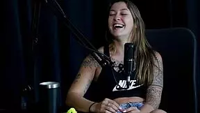 Ne bi snimio sa kidi bengala voleo je izložbeni deo radio usluge i starac koji je lizao pičku - flor de damiana gledaj na sheer red?