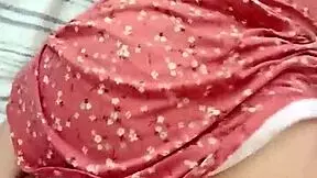 Cogiendo con seguidora clip featuring big tits latina in bedroom