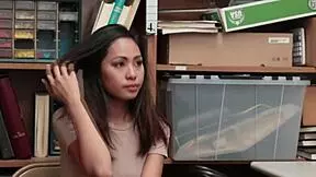 Deep Throat In The Office By Petite 18+ Shoplifter Teen 18+