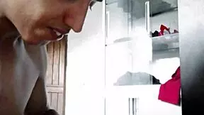 Primo Se Masturba Disfruta De Su Semen