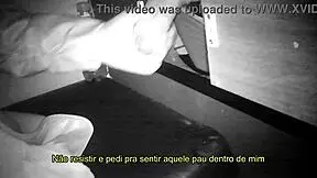 Glory hole - um pau grosso me comeu gostoso na balada liberal