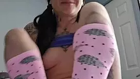 Belle Petite 18+ Emy Angel Shows Off Sexy Body