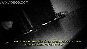 Glory hole - um pau grosso me comeu gostoso na balada liberal