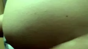 Prava prešuštnica z veliko ritjo 18 let bela punca vara fanta za starejšim BBC