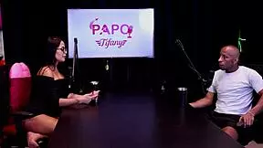 Neger postavi mulato kurbo in okusno sesati svoj velik kurac - uradni negerski top gledaj na sheer red