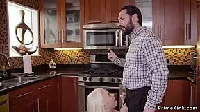 Mačeha kaznuje blondinko 18+!