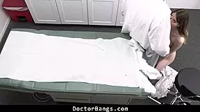 Michelle Anthony Experiencing Abdominal Pain Needs Doctor's Attention!