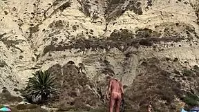 The Busty Girlfriend Flashes On Nudist Beach San Diego