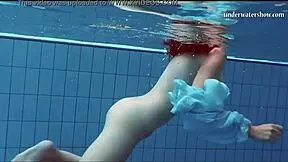 Piyavka Chehova flaunts her big bouncy juicy tits underwater.