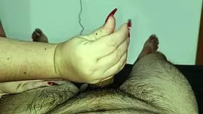 Hermanastro Mayor Perverso No Aguanto la Tentacion y Saca Su Pene y Me Termina Follando Duro - Porno en Espanol