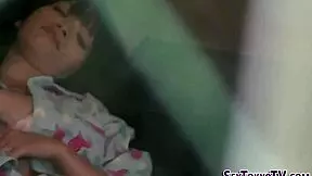 asian ho rubbing muff