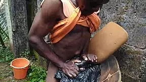 i'm so wet playing with this hot toy, but i mean fucking it hard!