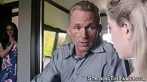 Stepdaughter Teen Gets Eaten Out and Pounded Hard