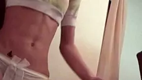 sweet brookeskye rubbing tight pussy