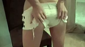 sweet brookeskye rubbing tight pussy