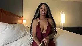 Reading session with eva paker 😊