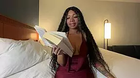 Reading session with eva paker 😊