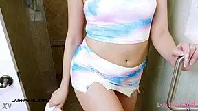 fierce brunette bombshell took a shower 😍