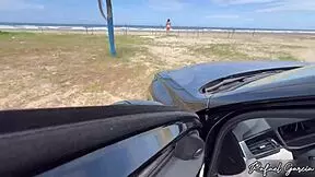 Transei Fucks Hot Babe In Abandoned Kiosk On Santos Beach