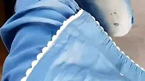 I worship her feet full video on my knees