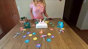 teen turns 18 and gets fucked by stepdaddy 😏